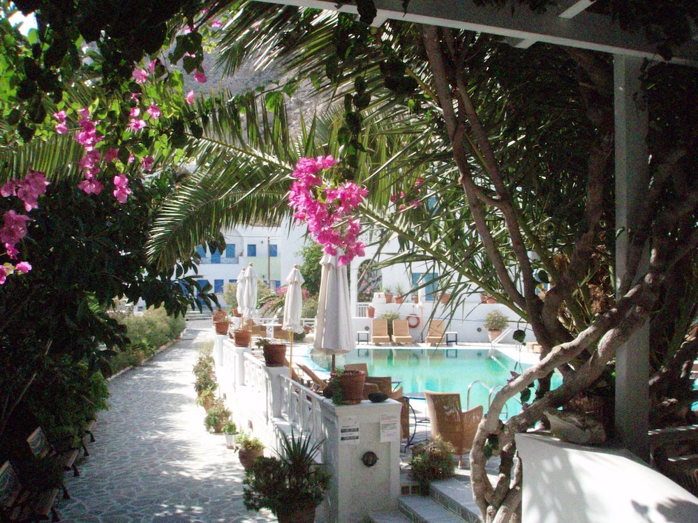 matina hotel