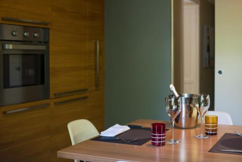 casa bianca apartments