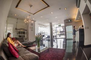 allpa hotel and suites