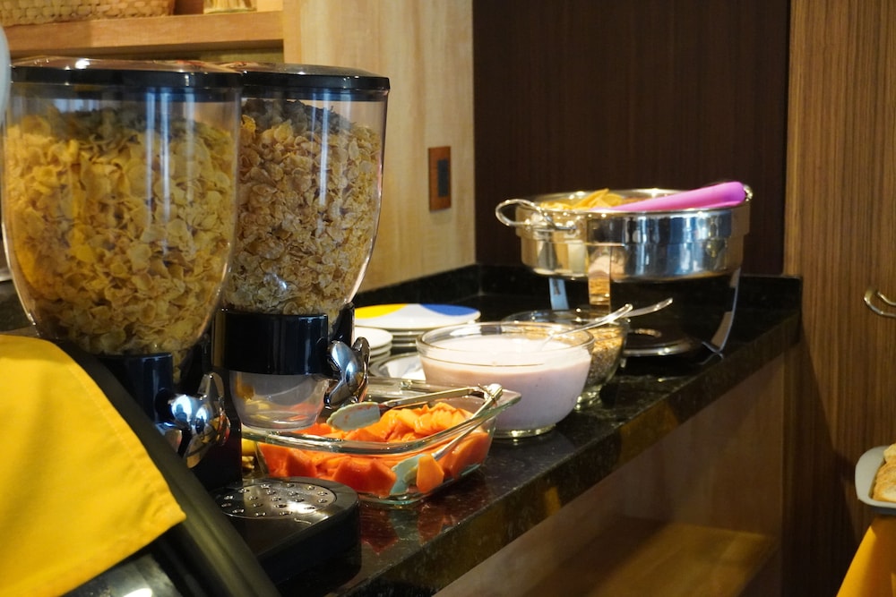 ibeurohotel guadalajara expo