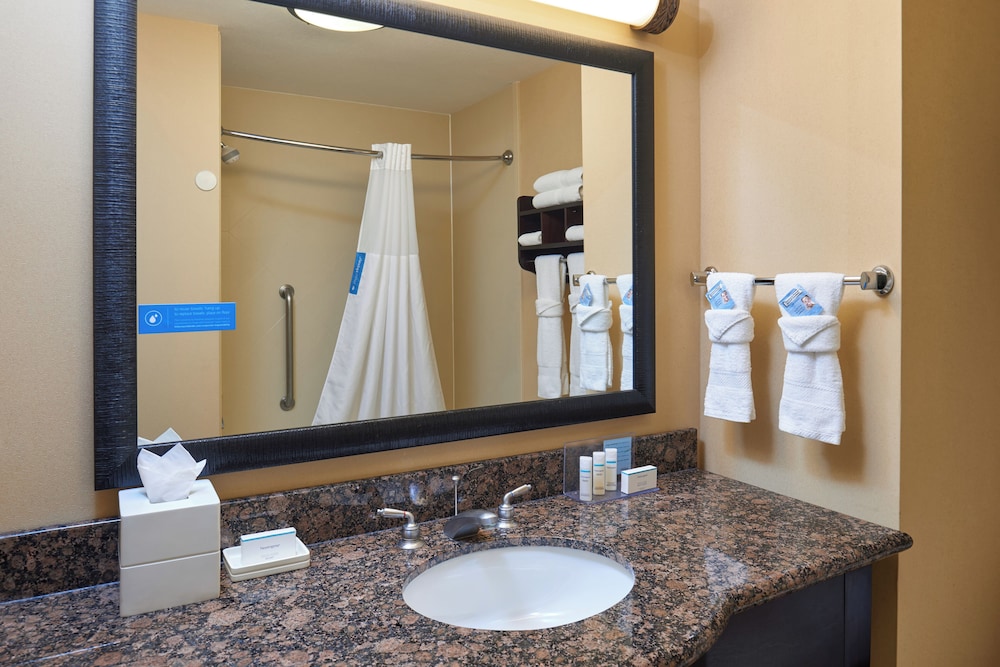 hampton inn and suites austin south buda