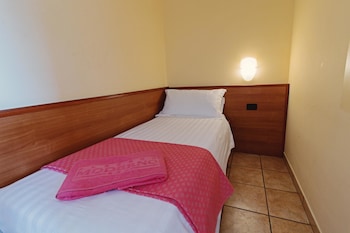 Albergo Moderno,Fuipiano Valle Imagna>>Bergamo,3 star