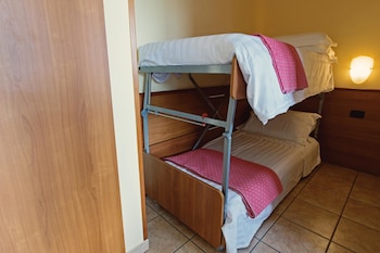Albergo Moderno,Fuipiano Valle Imagna>>Bergamo,3 star