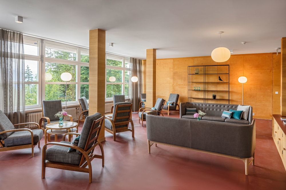 youth hostel crans montana