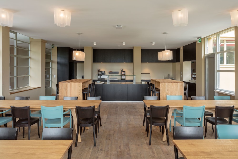 youth hostel crans montana