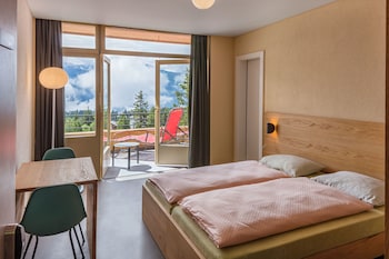 youth hostel crans montana
