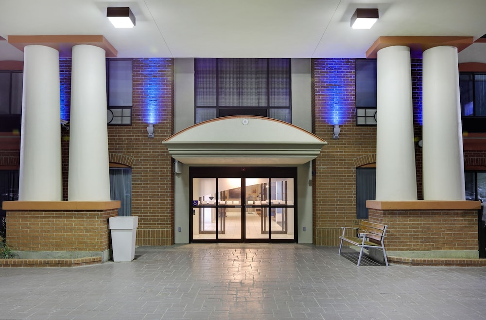 holiday inn express hotel and suites burleson ft worth by ihg