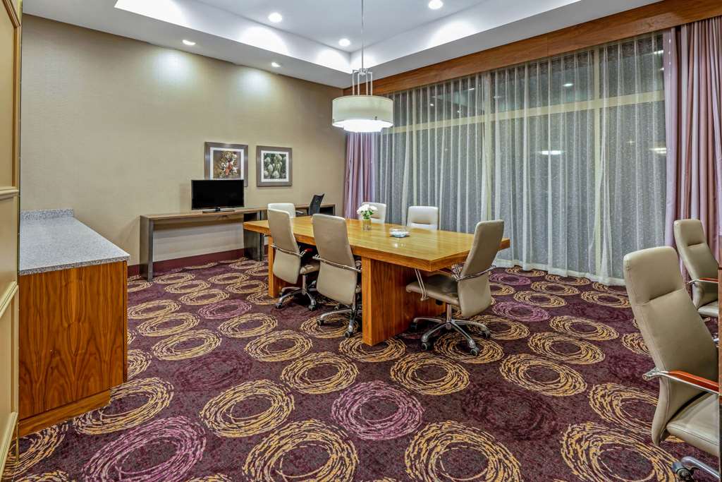 la quinta inn and suites by wyndham butte