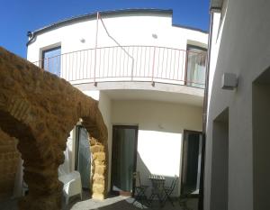 cortile baronello
