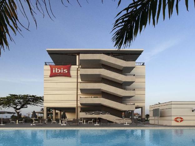 ibis bata