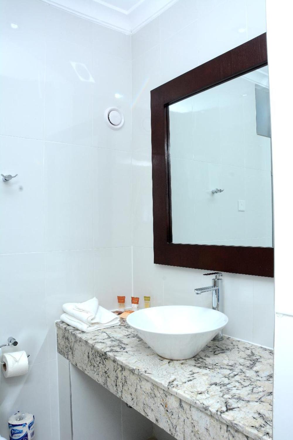 stratton hotel asokoro