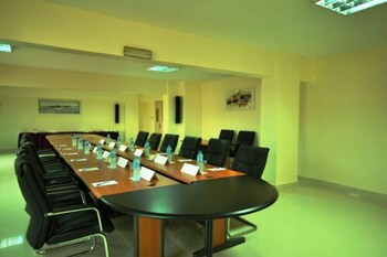 stratton hotel asokoro