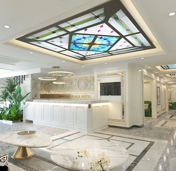 ganjali plaza hotel