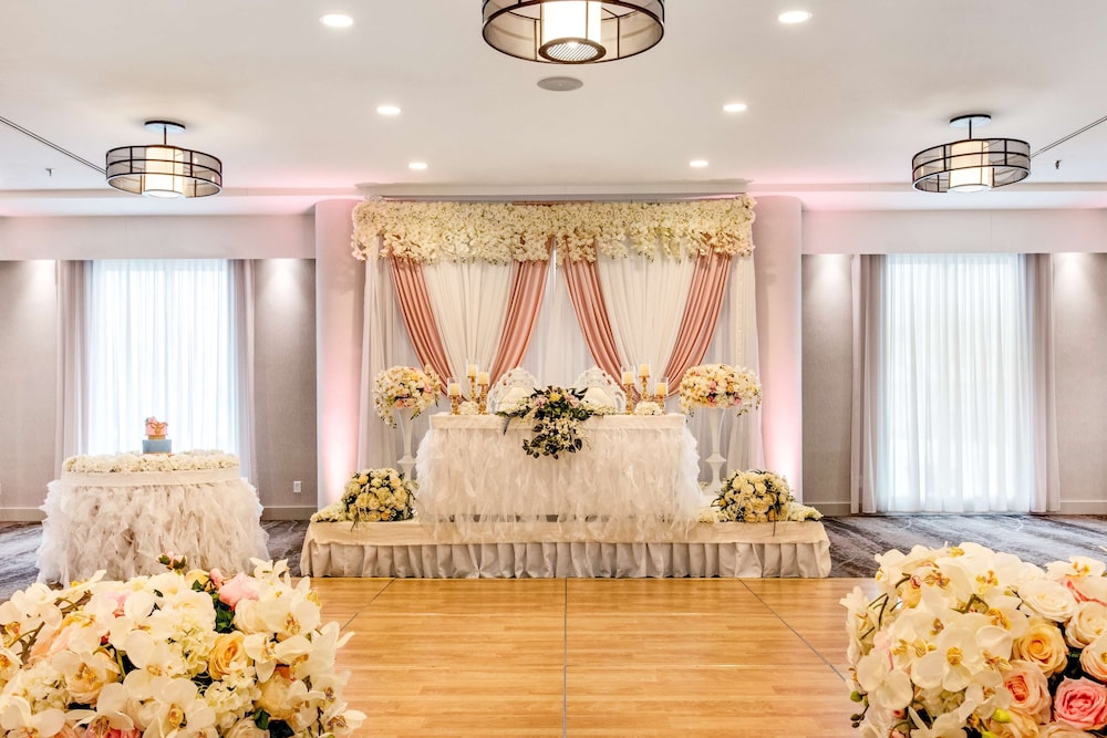 best western premier calgary plaza hotel and conference centre