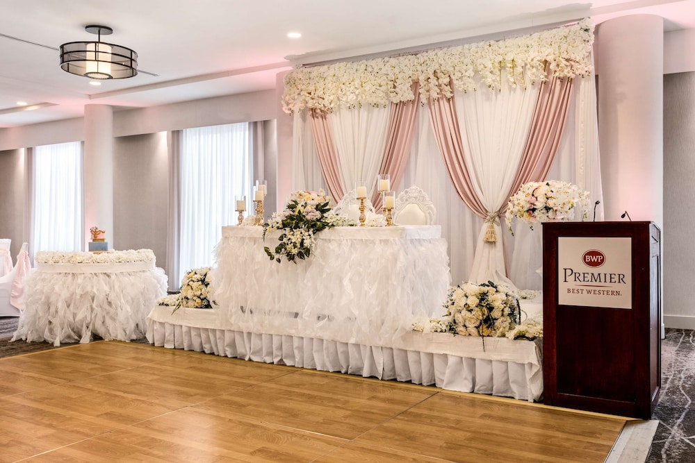 best western premier calgary plaza hotel and conference centre