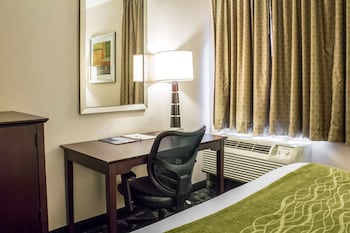 econo lodge ankeny des moines