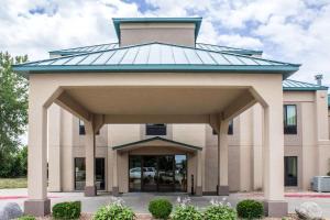 econo lodge ankeny des moines