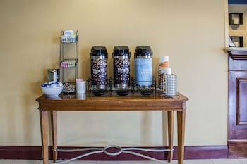 Econo Lodge Ankeny - Des Moines,Des Moines>>Ankeny,2 star