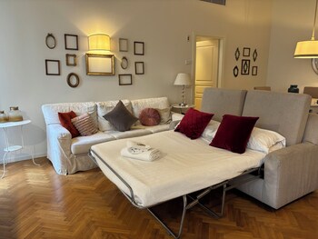 ad verona flat
