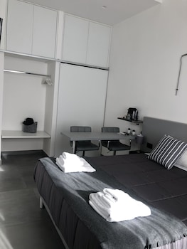 vesucharme suite luxury room