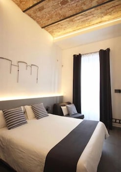 vesucharme suite luxury room