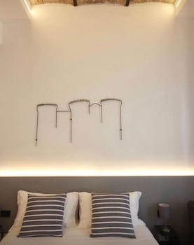 vesucharme suite luxury room