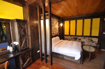 sun moon lake youngquan hotels