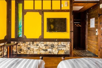 sun moon lake youngquan hotels