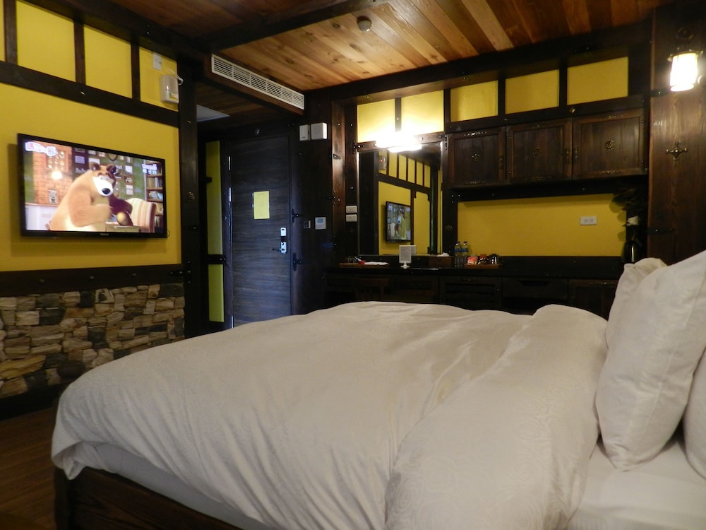 sun moon lake youngquan hotels