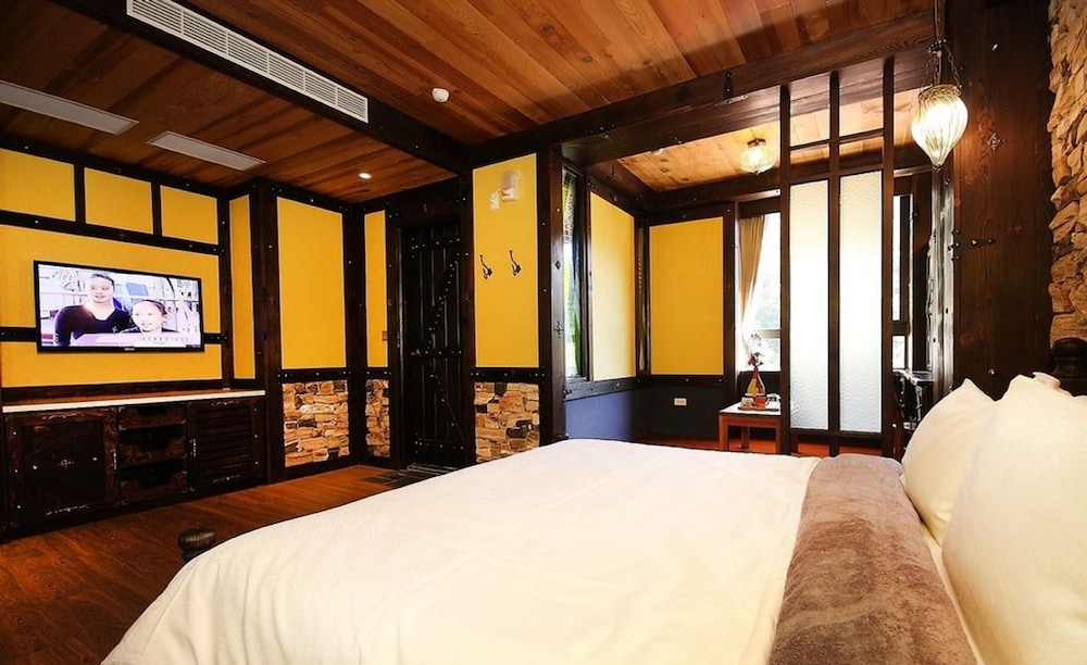 sun moon lake youngquan hotels