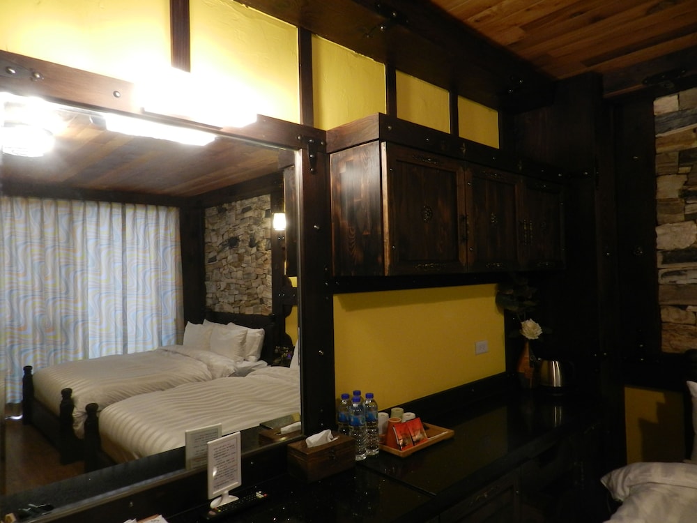 sun moon lake youngquan hotels