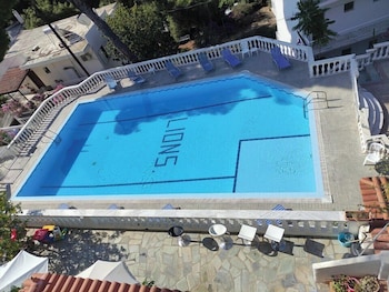lions apartments