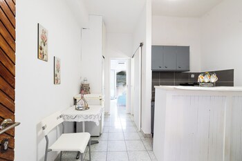 lions apartments