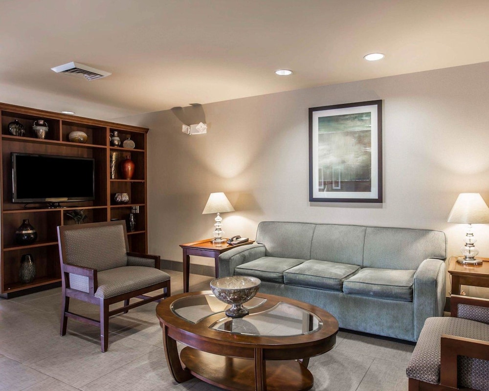 comfort suites whitsett greensboro east
