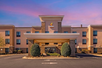 comfort suites whitsett greensboro east