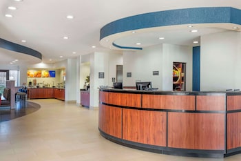 Comfort Suites Whitsett - Greensboro East,North Carolina>>Greensboro,3 star
