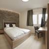 hotel maxis