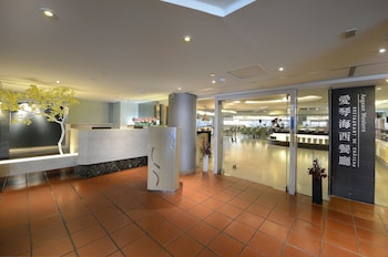 chateau beach resort