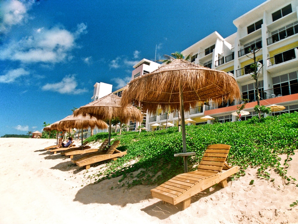 chateau beach resort