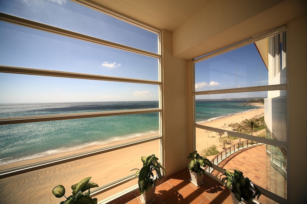 chateau beach resort