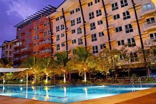 the rochester parklane condominium