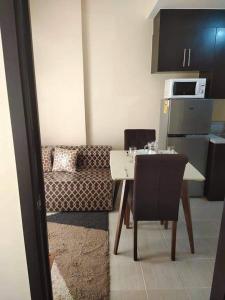 the rochester parklane condominium