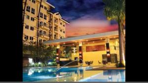 the rochester parklane condominium