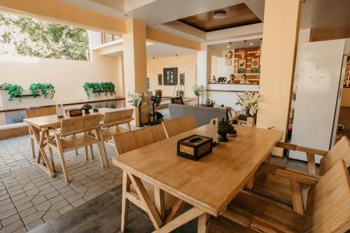 molly resort