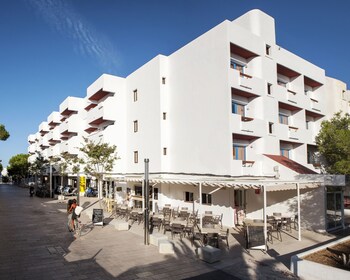 apartamentos es pujols