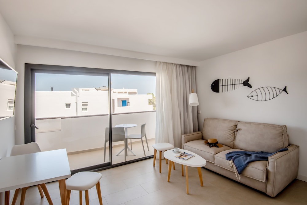 apartamentos es pujols