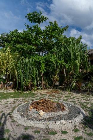 soffta surf ranch hostel