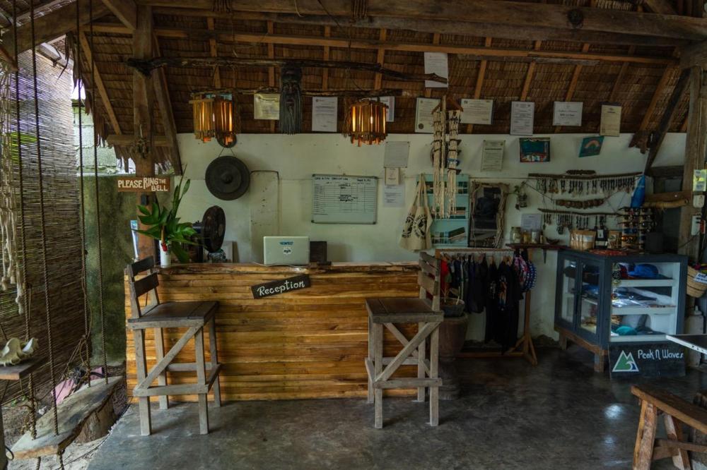 soffta surf ranch hostel