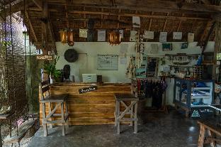 soffta surf ranch hostel