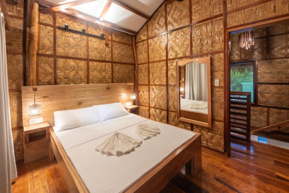 soffta surf ranch hostel